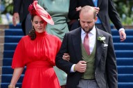 Nuestra invitada favorita en la boda de la princesa María Carolina de Liechtenstein lleva un elegante vestido midi y un tocado de marca española