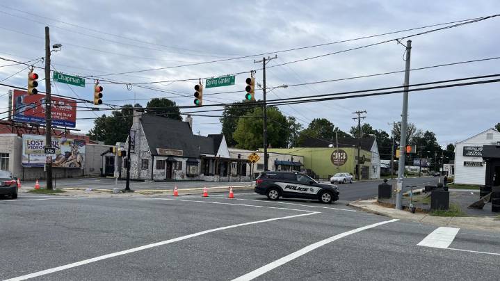 Man dies after seeking police help after being shot in Greensboro: police