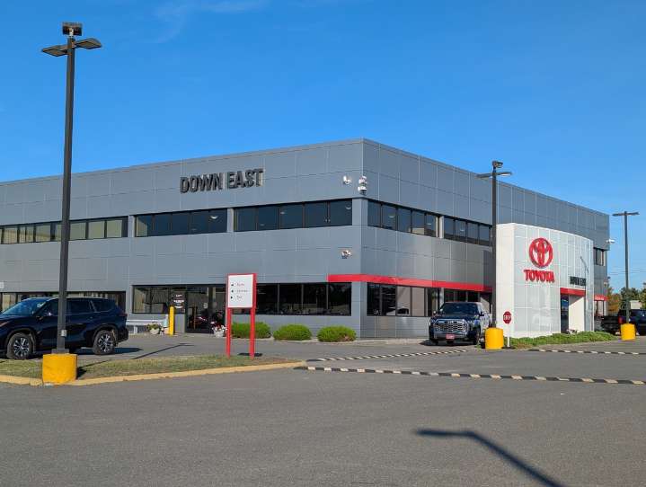Brewer dealership sues Toyota alleging 1 cent reimbursement for key fobs
