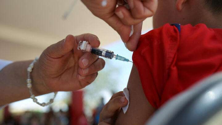 Texas da por terminado brote de sarampión tras más de 700 casos y dos menores fallecidos
