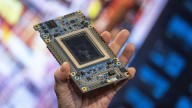 SoftBank sorprende con inversión de US$ 2.000 millones en Intel