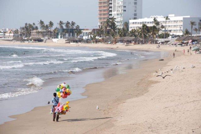 Buscan acceso libre a playas, Morena propone iniciativa para prohibir cobros