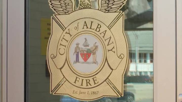 17 displaced after overnight fire in Albany
