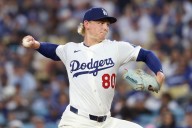 Dodgers sticking with 6-man rotation for now