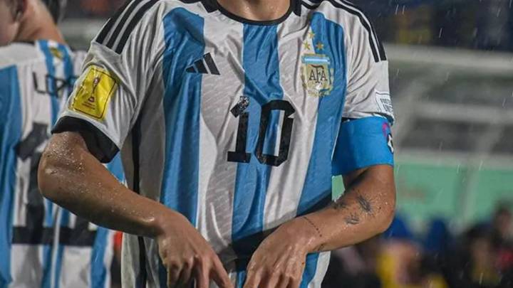 ¿Se va de La Premier?: el gigante europeo que quiere a una figura de la Selección Argentina