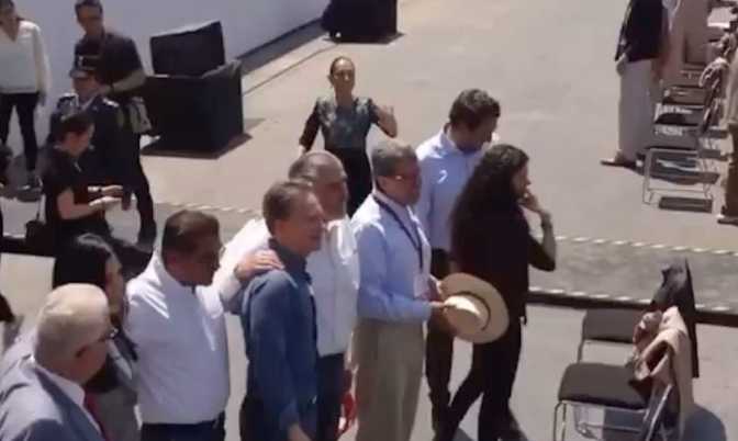 Lo que resiste, apoya