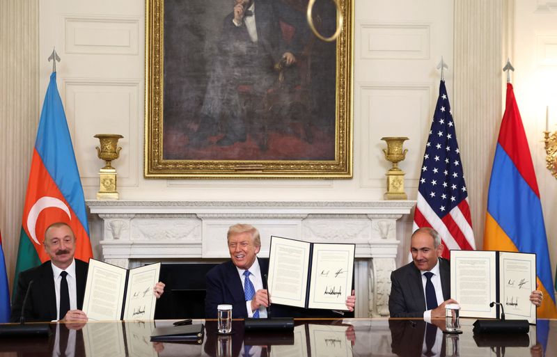 Trump announces peace deal between Azerbaijan and Armenia at White House