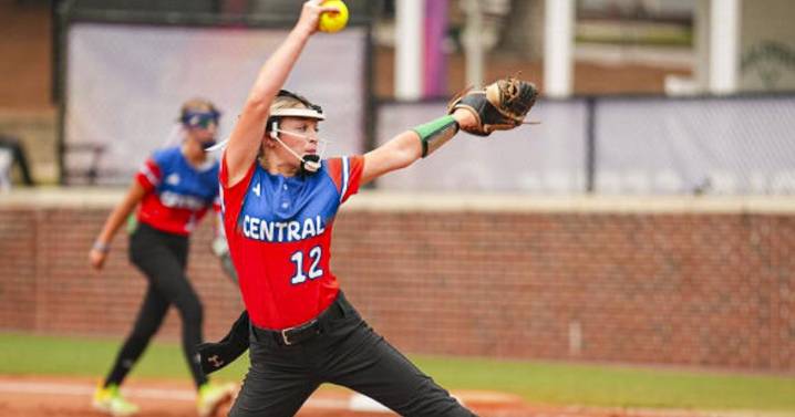 Floyds Knobs softball shuts down Brazil, 2-0, to stay alive in the Little League World Series