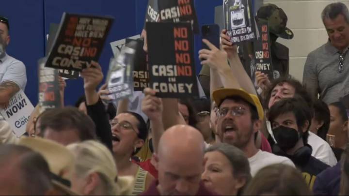 Coney Island community sounds off on proposed casino