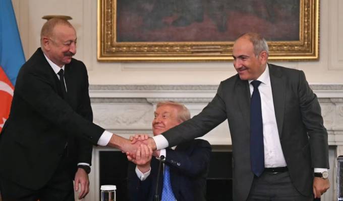 Trump se atribuye reconciliación entre Armenia y Azerbaiyán tras firma de acuerdo de paz en la Casa Blanca