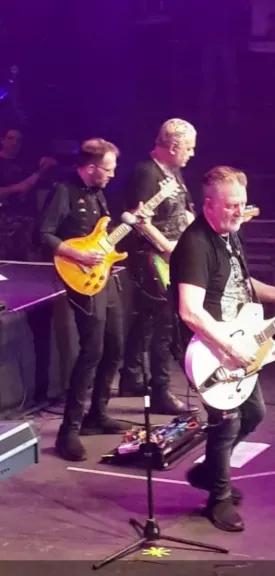 Miguel Mateos hizo vibrar a Posadas con el 40° aniversario de Rockas Vivas