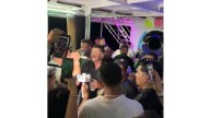 Ofrece Luis Ángel ‘El flaco’ su concierto ‘Fiesta en el mar’ en un escenario flotante y frente a las tres islas