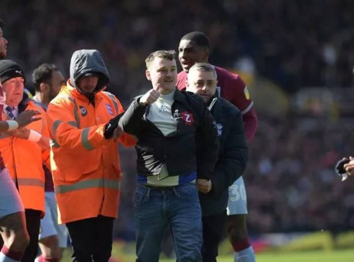 Dad who punched Jack Grealish found dead on sofa after drink and drugs struggle, inquest hears