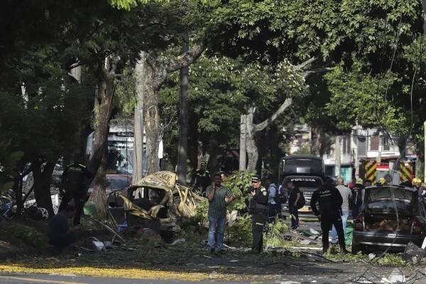Dejan 14 muertos ataques en Colombia