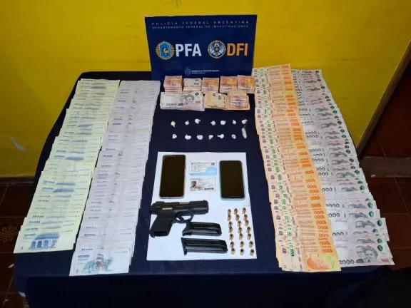 Desmantelan punto de venta de drogas en Cinco Saltos