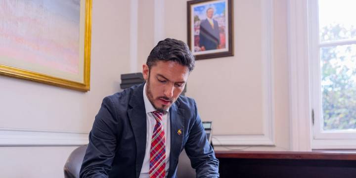Juan Carlos Florián ya está al mando del Ministerio de Igualdad y arrancó su gestión con particular mensaje en sus redes