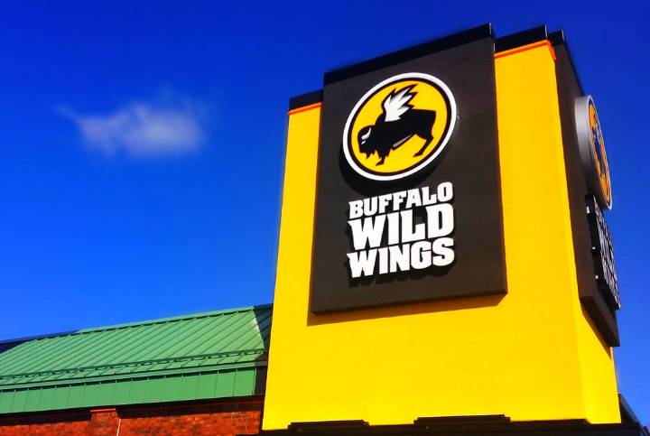 Buffalo Wild Wings Pays $47,500 to Settle Religious Discrimination Case in Georgia