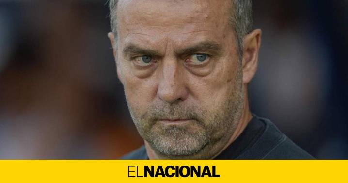 Flick lo coloca en el Valencia porque con él jugará poco o nada en el Barça