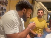 Un argentino entre los All Blacks: acompaña al plantel de Nueva Zelanda, no festejó el triunfo ante Los Pumas y les inculcó la cultura del mate