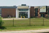 How Oxford Hills Comprehensive High School Is Tackling Smartphone Distractions