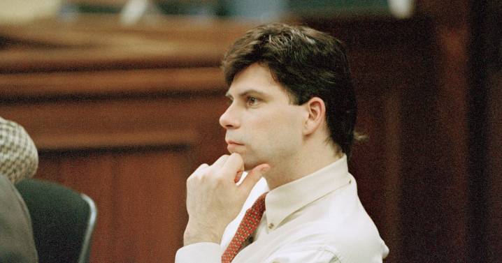 Lyle Menendez appears for parole board hearing day after brother was denied