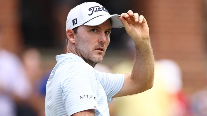 Russell Henley fires 61 to lead Scottie Scheffler and field at Tour Championship