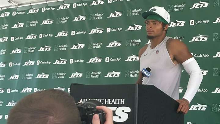 New York Jets star Justin Fields sends powerful message on 'stacked' position group with 2025 season approaching