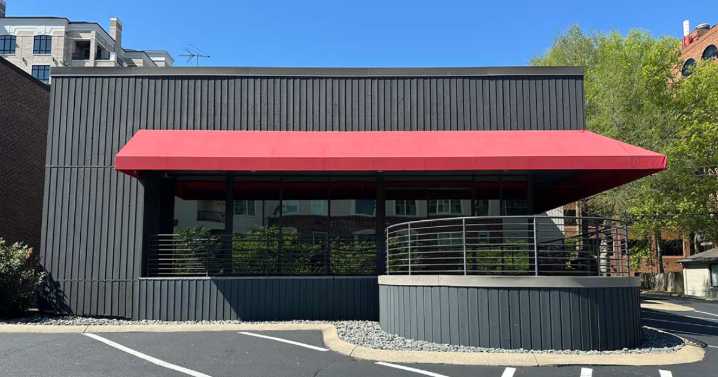 West Nashville office building sells for $4.05M