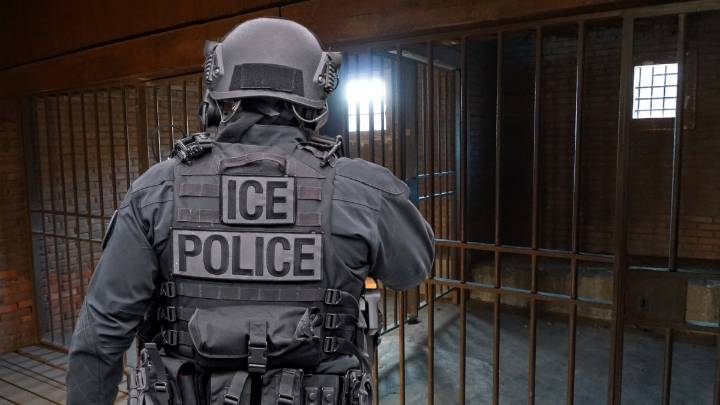 Trump convierte instalaciones militares en centros de ICE
