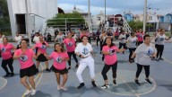 Celebran con mega clase de zumba los 16 años de trayectoria de instructora en Celaya