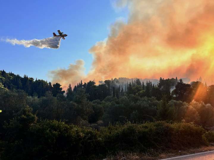 Una ola de calor azota a Europa y potencia fuertes incendios en gran parte del continente