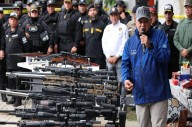Diosdado: Corina Machado y Simonovis están detrás de armas incautadas