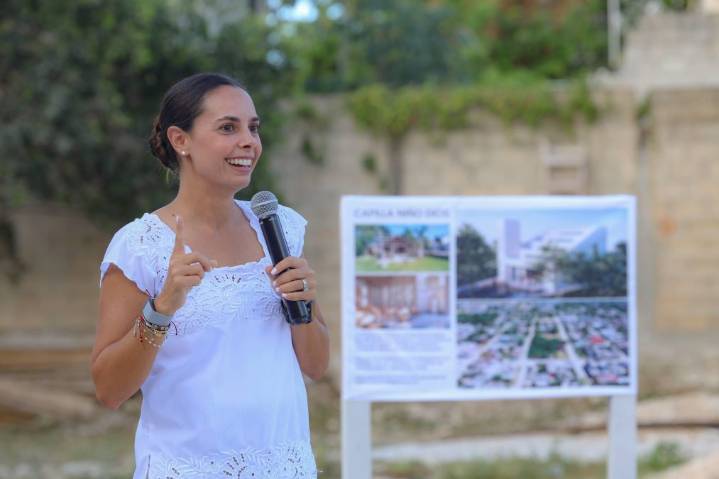 Asiste Ana Paty Peralta a primera piedra de Capilla Niño Dios en Sacbé