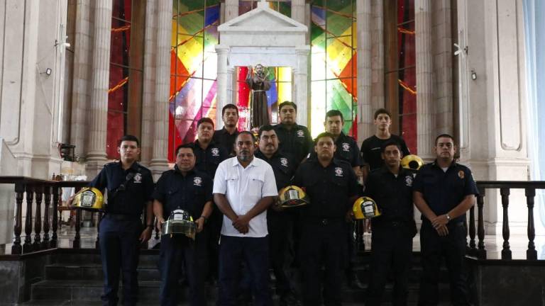 Escuinapa honra a sus bomberos con emotiva misa y mensaje de unidad