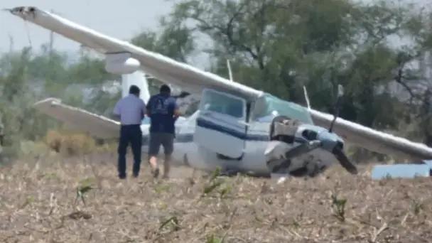 Avioneta cae en carretera Reynosa