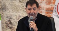 Noroña y su casa de 12 mdp: ‘Renuncia a tu supersueldo, no seas de doble moral’, así criticaba los lujos