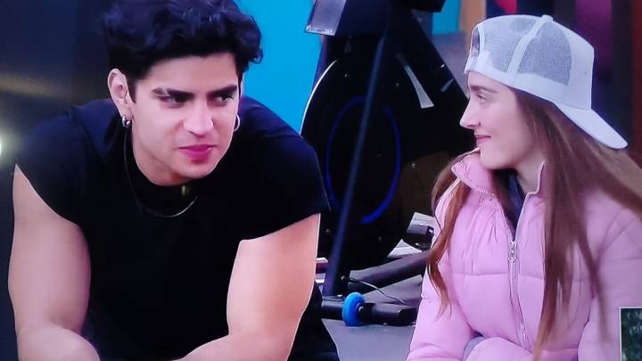 Elaine Haro otra vez "coqueteará" con Aaron Mercury: "Yo lo quiero"