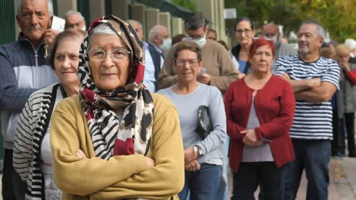 Los jubilados no tendrán aumento: el oficialismo consiguió la minoría que necesitaba para convalidar el veto presidencial