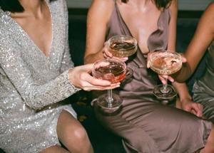 Study finds weekend drinking and late nights linked to sleep apnea