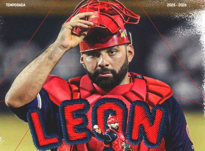 Julián León será receptor de Aguilas de Mexicali