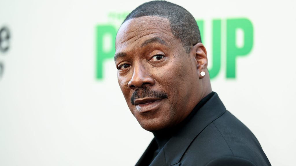 Eddie Murphy Says "Biggest Fear" Is Becoming A Courtside Meme