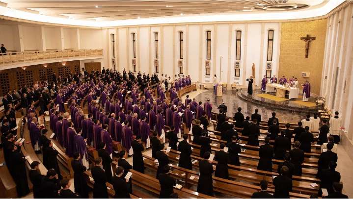 Legionarios de Cristo reiteran disculpas a víctimas de abusos