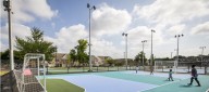 Philadelphia celebra la renovación de Piccoli Playground