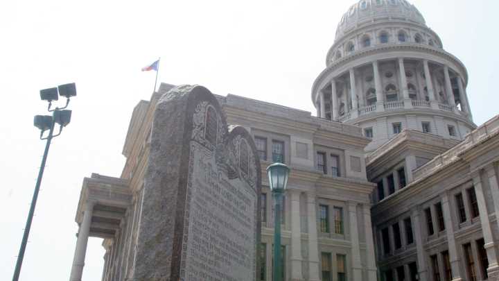 Judge blocks Texas law requiring Ten Commandments in public schools