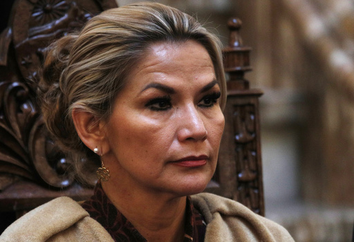 Juez boliviano anula juicio a expresidenta y pide proceso de responsabilidades por muerte de civiles