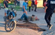 Embiste a motociclista al pasarse un señalamiento de alto en Múzquiz