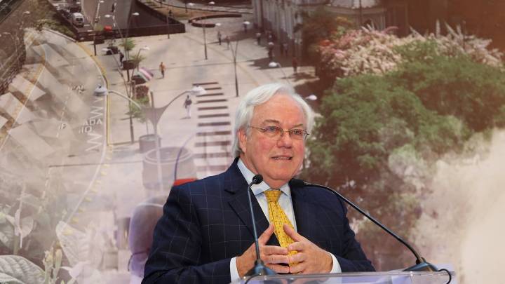 Julián Domínguez Rivera anuncia que deja la presidencia de Confecámaras tras más de 14 años