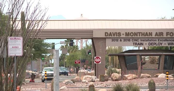 Autopsy identifies man shot in front of Davis
