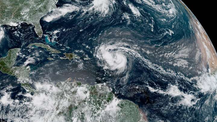 Huracán Erin alcanza categoría 5 en el Caribe: estos son los países en alerta por posibles inundaciones