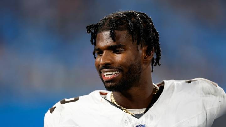 Browns coach Kevin Stefanski won't commit to Shedeur Sanders' role next week after strong debut
